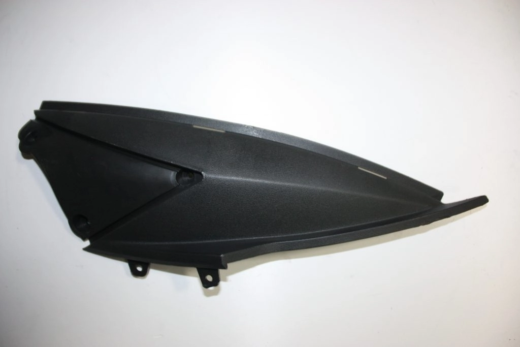 KRAL KR-03 MERLIN SELE ALTI İLAVE PLASTİK SAĞ #C00793601