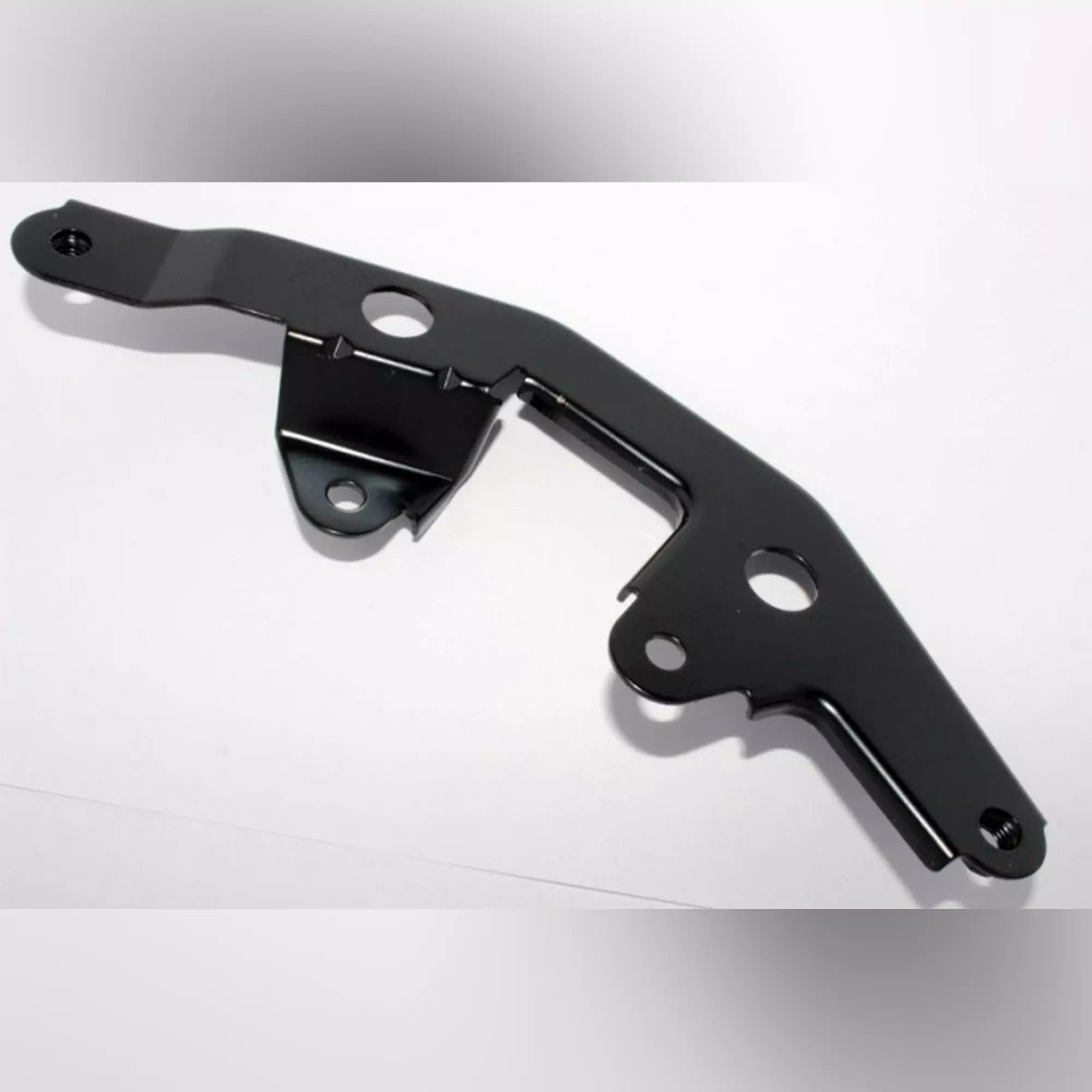 CF MOTO 150NK ON PANEL BAGLANTI BRAKETI SAG #Y1CFM4008A0051