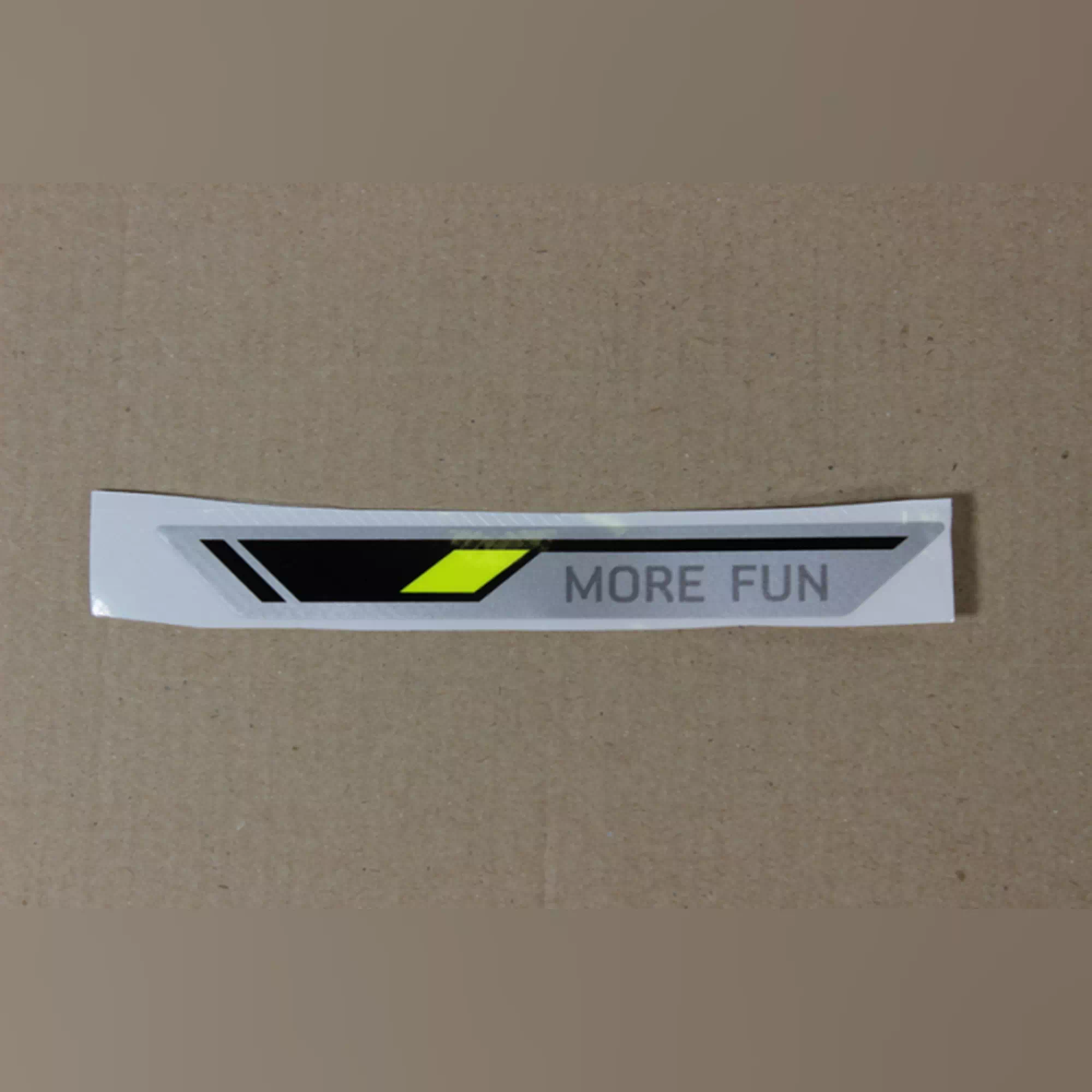CF MOTO CF250-6 SR (EU 4) ETIKET (ARKA PANEL) #Y1CFM4033A0041