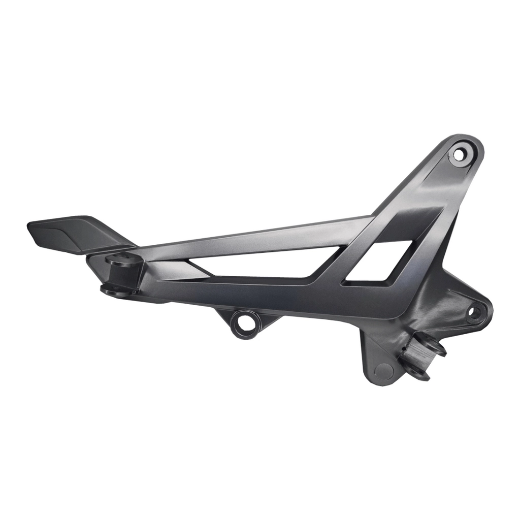 CF MOTO 150NK ARKA BASAMAK BRAKETI SAG #Y4CFM4008A0227