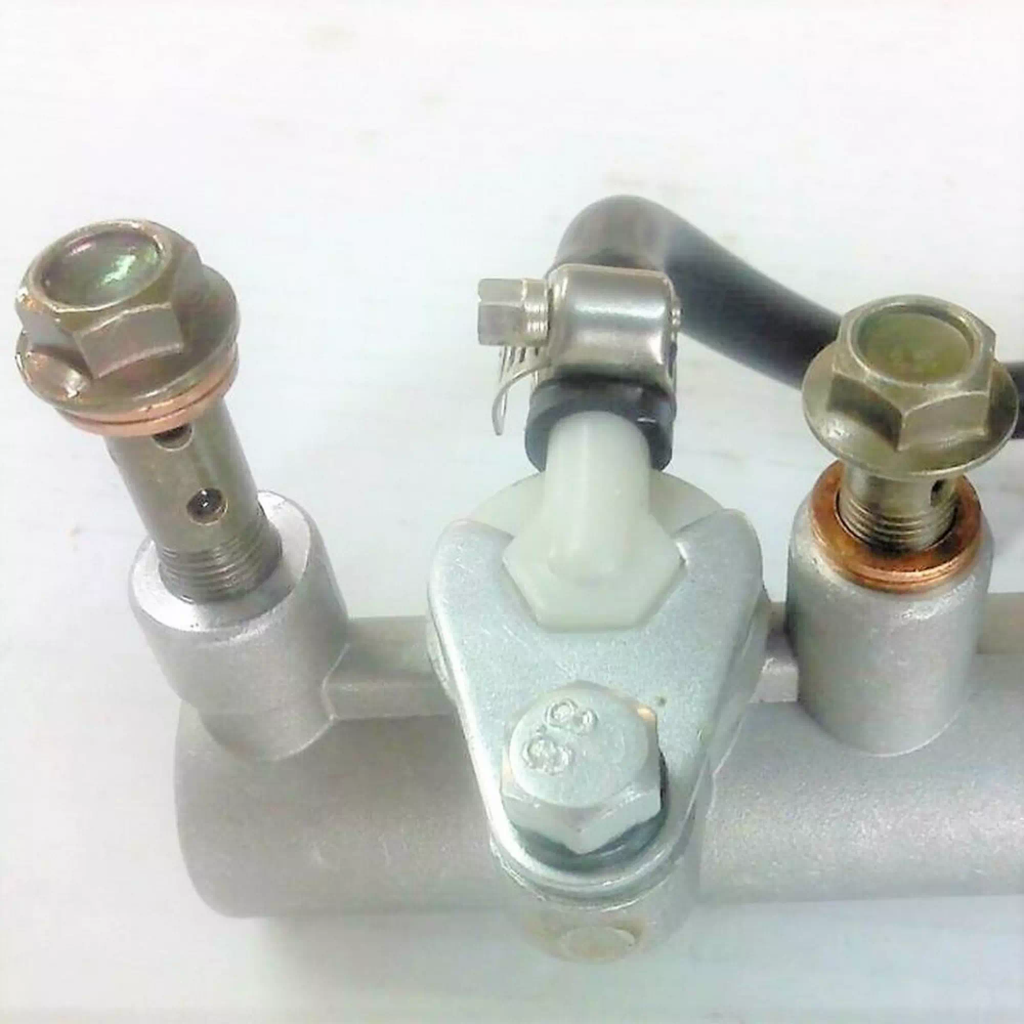CF MOTO ZFORCE 550 ANA FREN MERKEZI #Y4CFM4021A0018