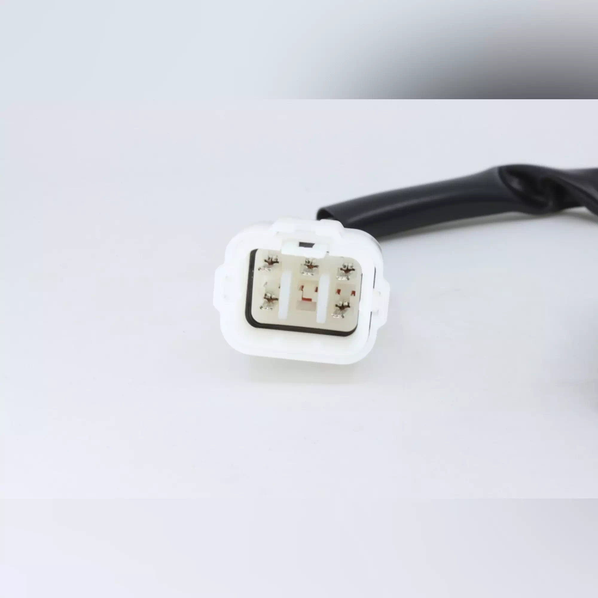 CF MOTO ZFORCE 550 SINYAL DUGMESI #Y4CFM4021A0042