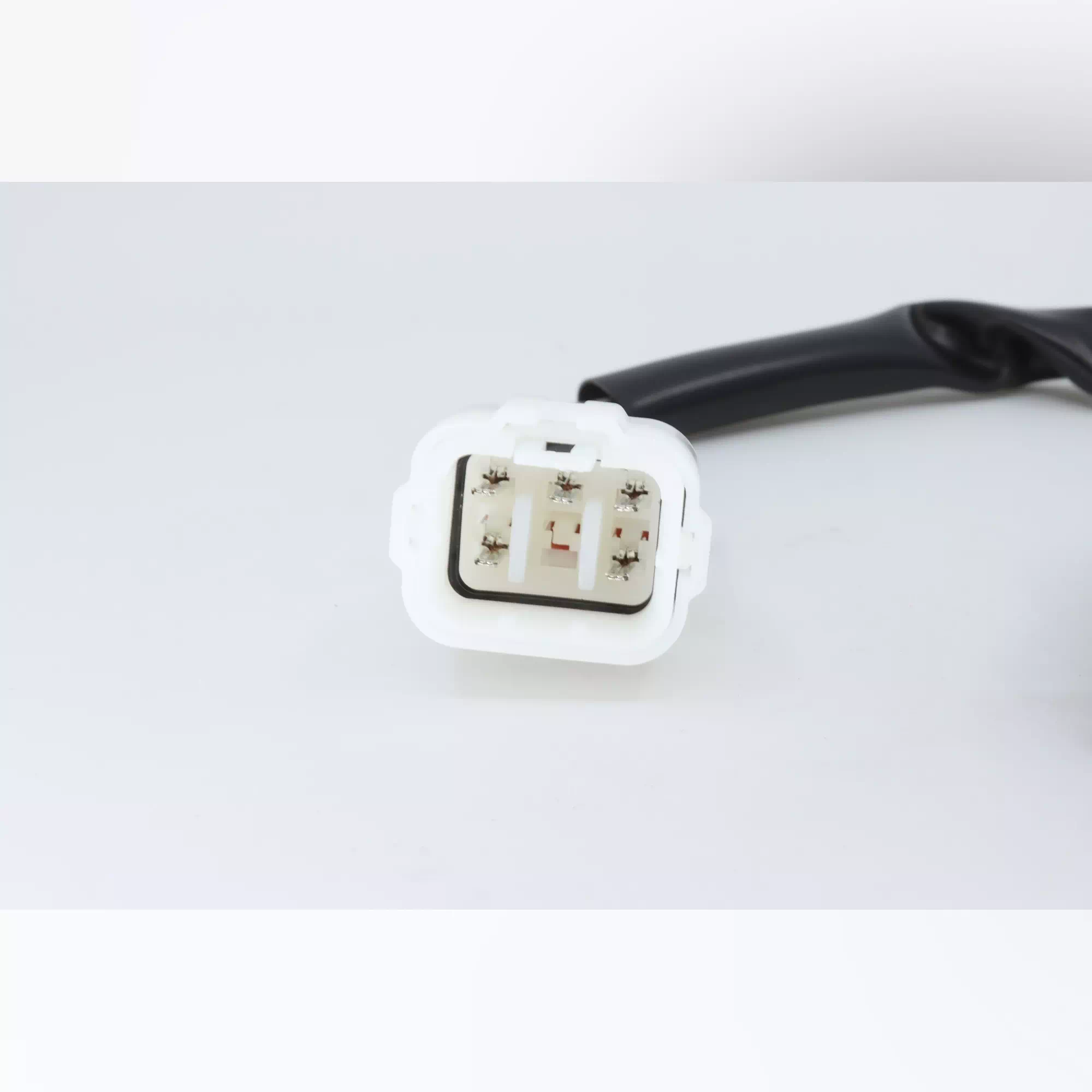 CF MOTO ZFORCE 550 SINYAL DUGMESI #Y4CFM4021A0042