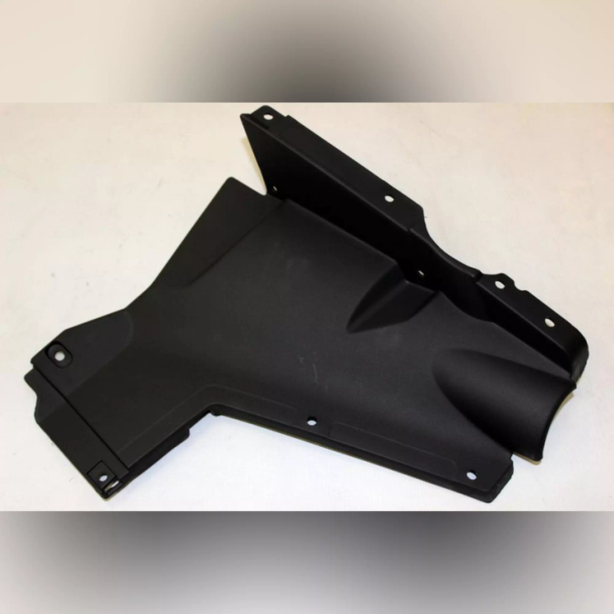 CF MOTO ZFORCE 550 SELE ALTI YAN KARENAJ SAG ALT KAPAK #Y4CFM4021A0105