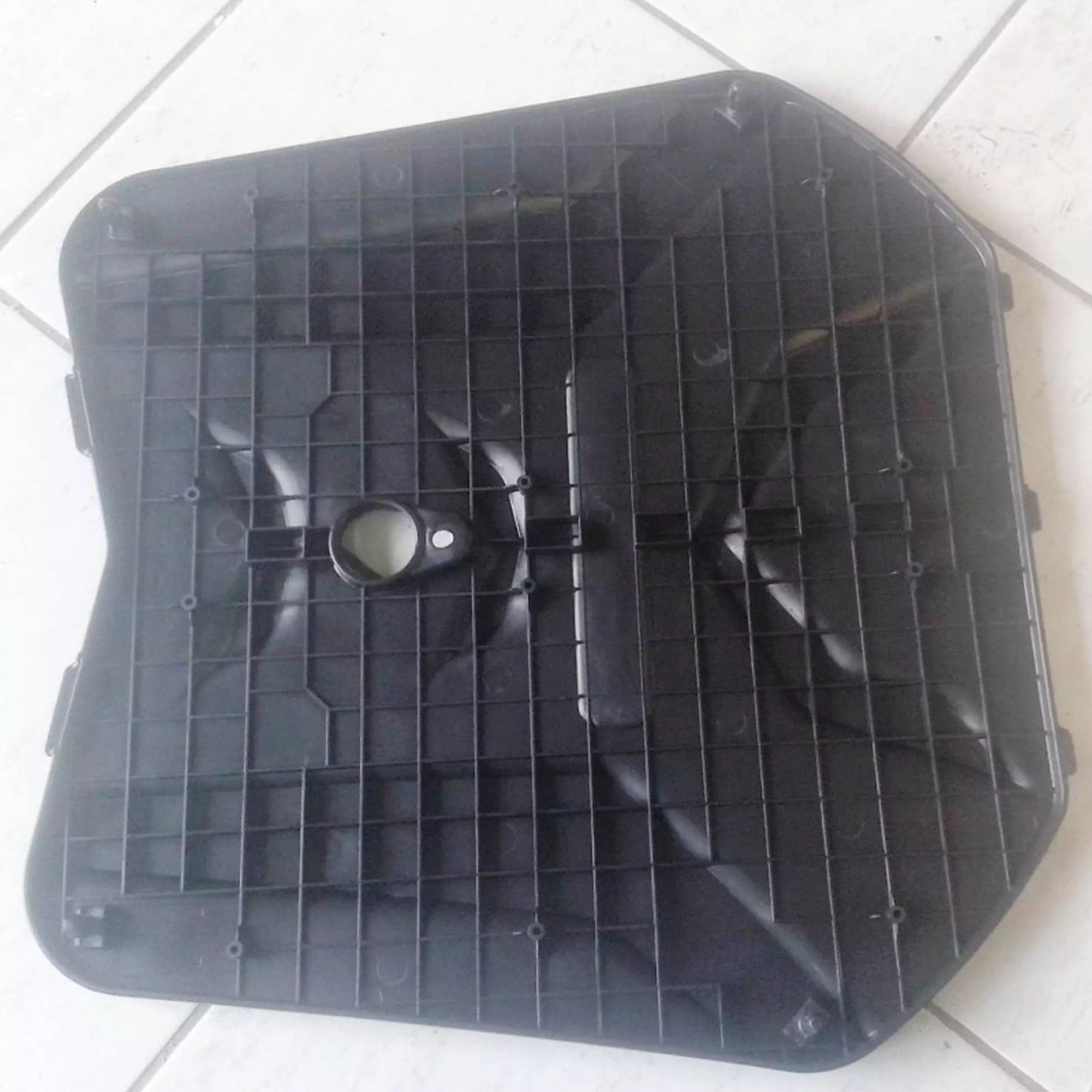 CF MOTO ZFORCE 550 ARKA BAGAJ IC KAPAK #Y4CFM4021A0107