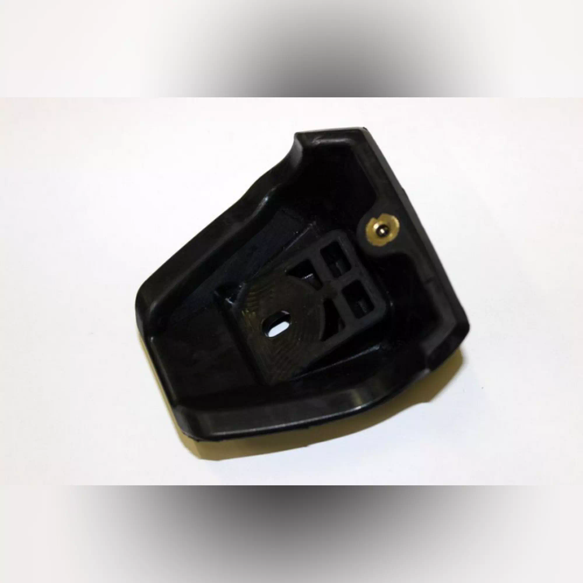 CF MOTO ZFORCE 550 ARKA KRNJ ALT KAPAK TUTUCU PLASTIK SO #Y4CFM4021A0122