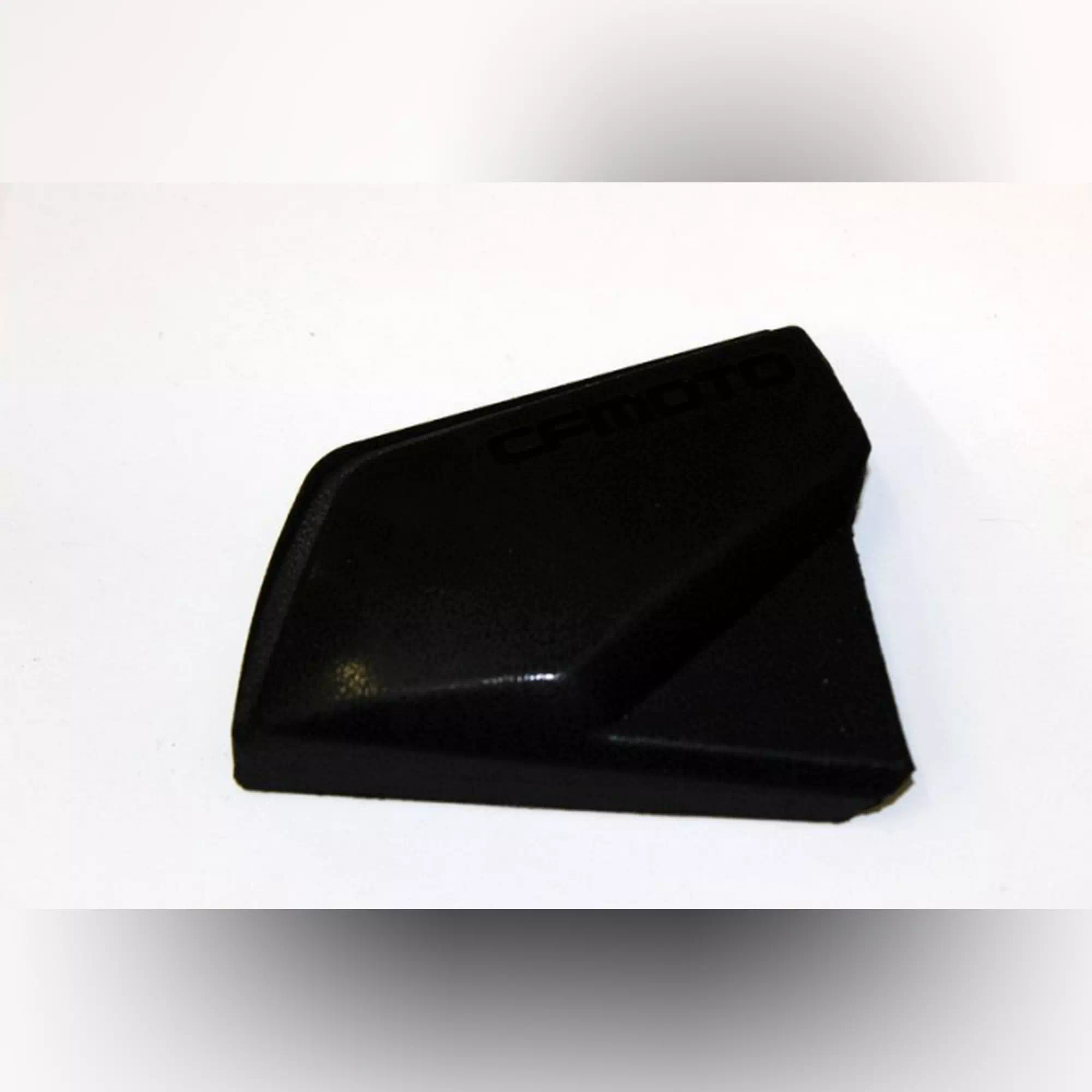 CF MOTO ZFORCE 550 EMNIYET KEMERI DEKORATIF KAPAK SOL #Y4CFM4021A0126