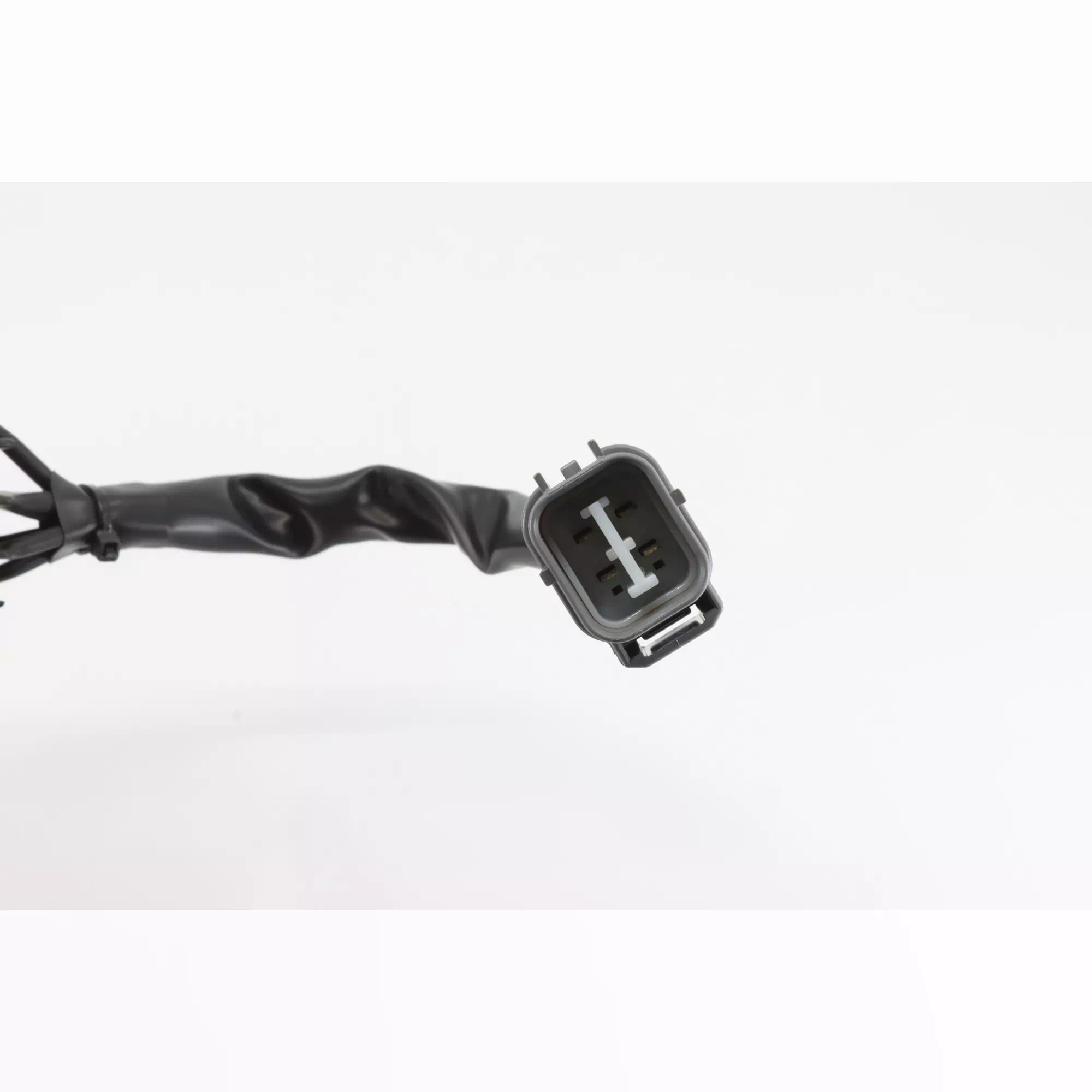CF MOTO ZFORCE 550 FAR DUGMESI #Y4CFM4021A0157
