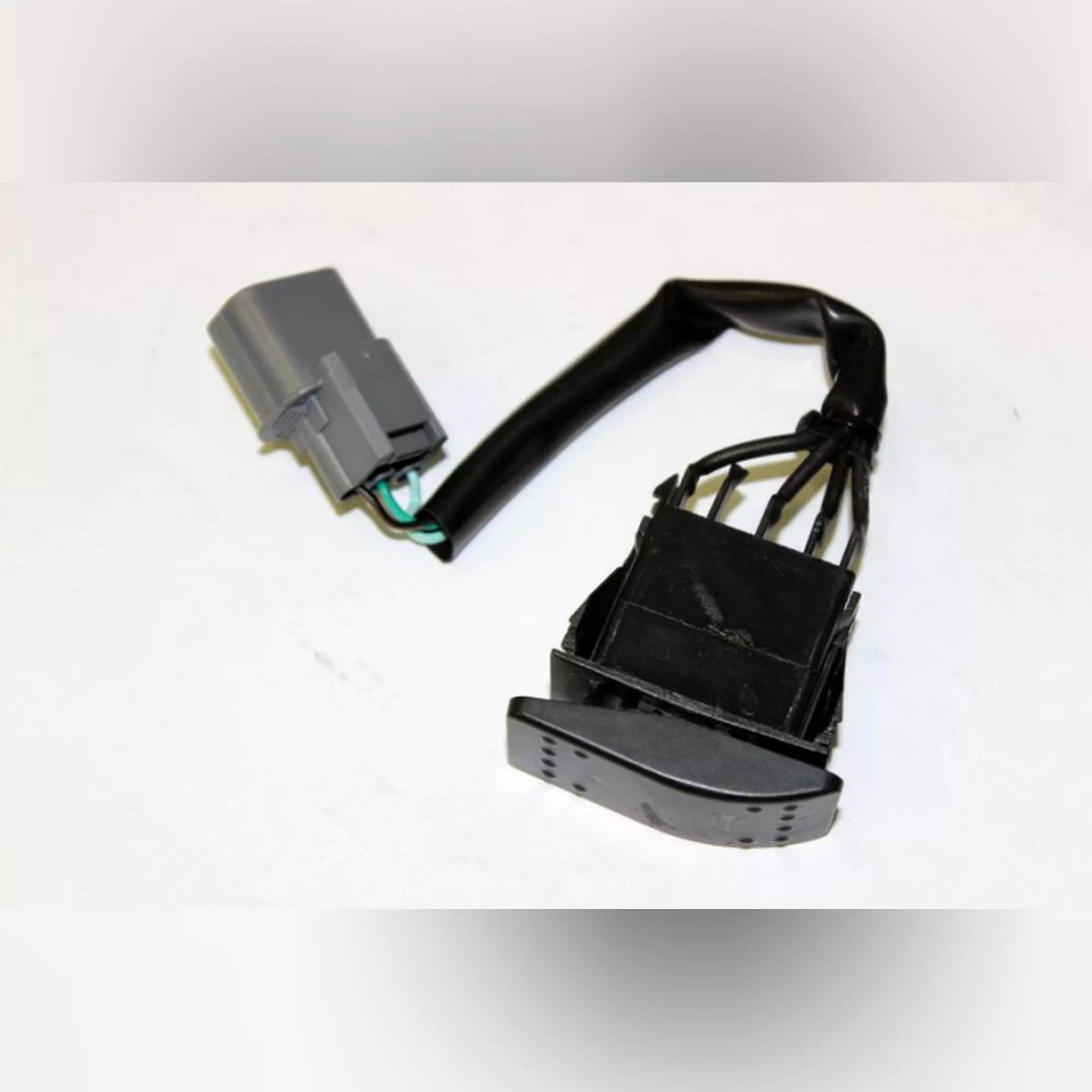 CF MOTO ZFORCE 550 KORNA DUGMESI #Y4CFM4021A0158
