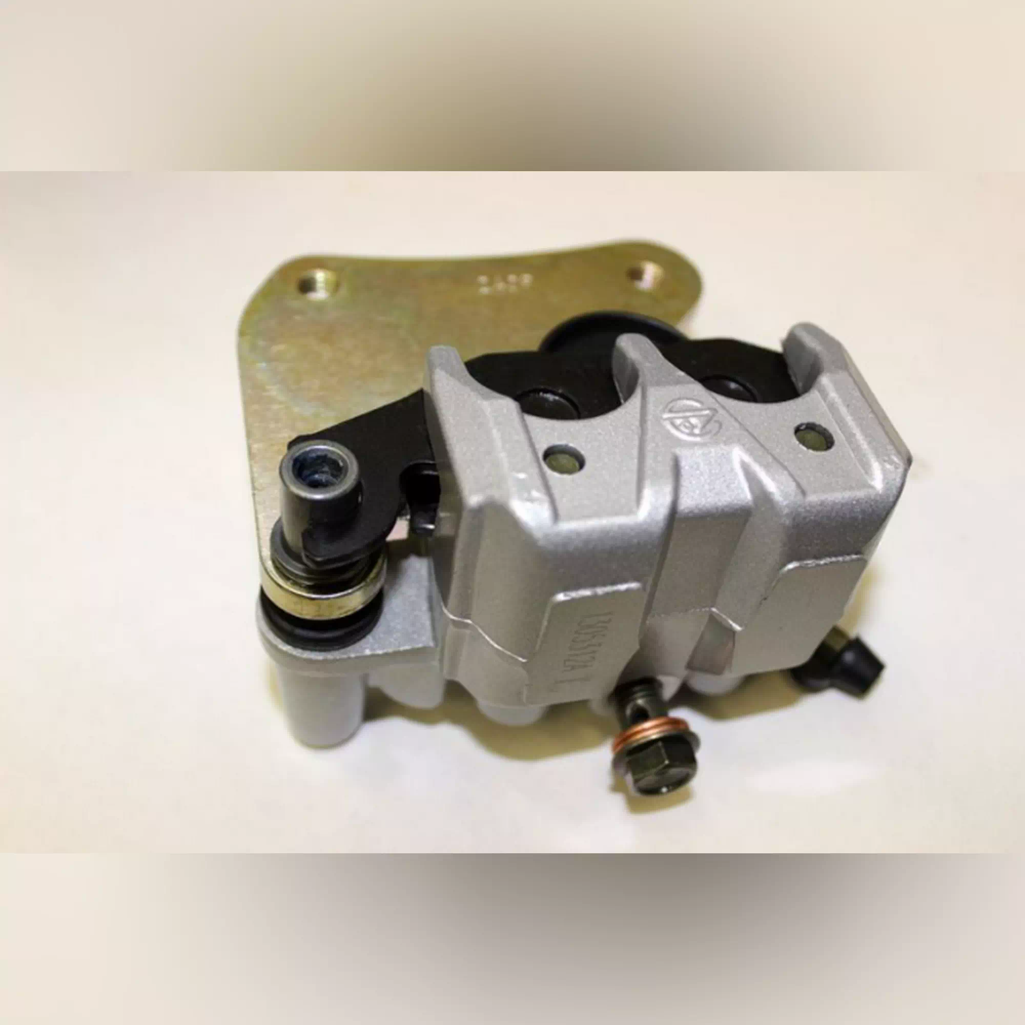 CF MOTO ZFORCE 550 ON FREN KALIPAER TAKIMI (SOL) #Y4CFM4021A0237