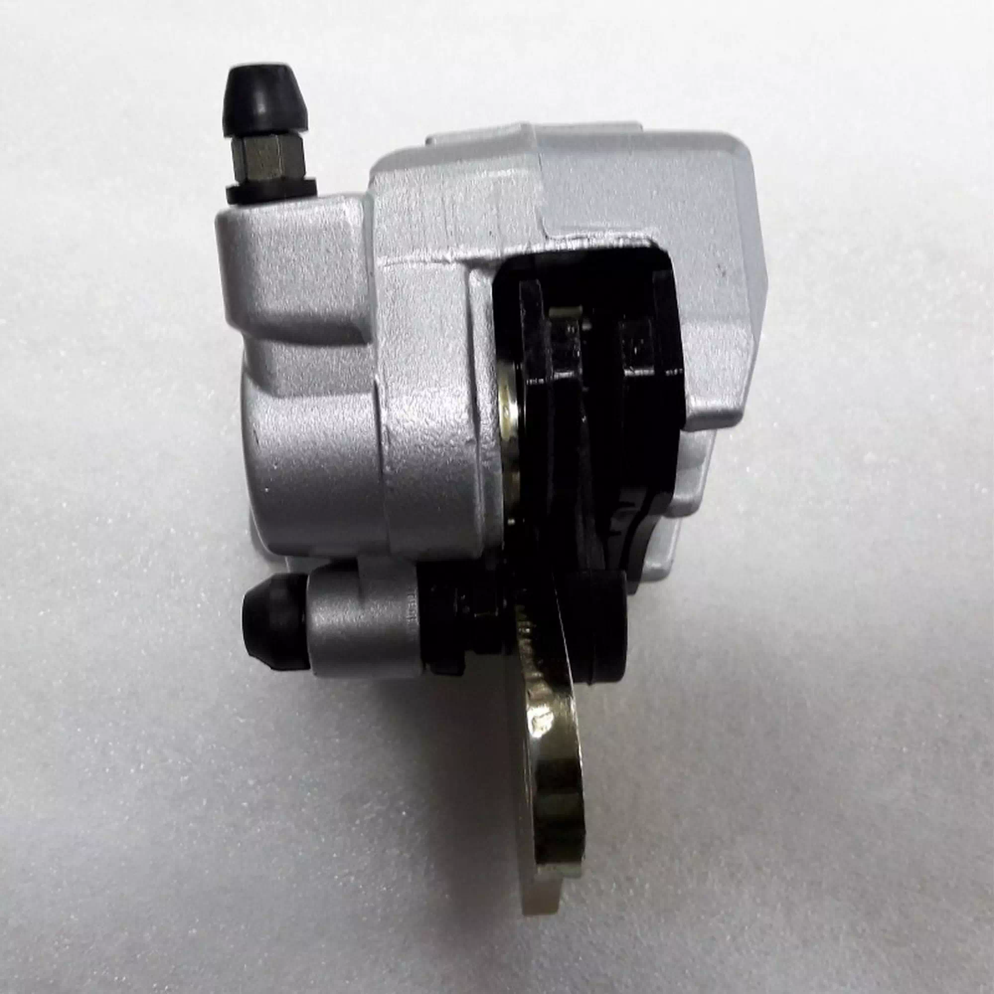 CF MOTO ZFORCE 550 ON FREN KALIPAER TAKIMI (SOL) #Y4CFM4021A0237