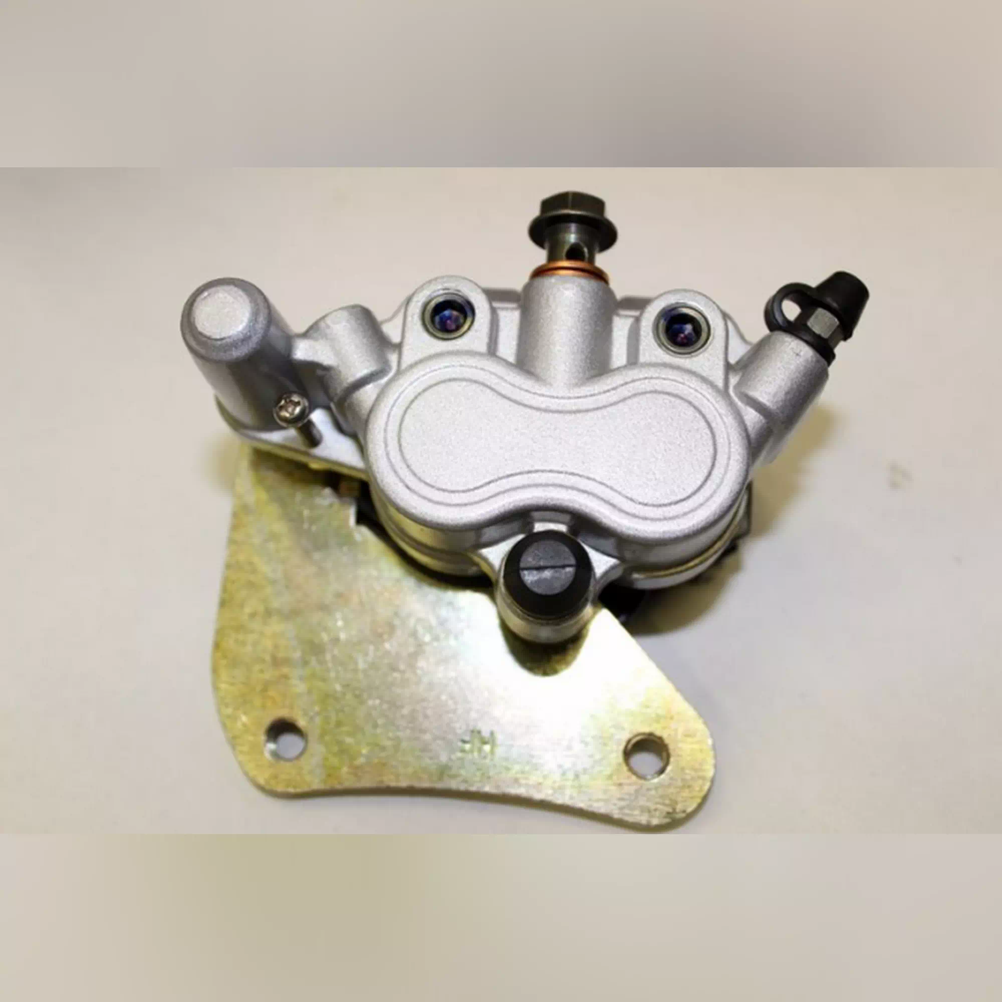 CF MOTO ZFORCE 550 ON FREN KALIPAER TAKIMI (SOL) #Y4CFM4021A0237
