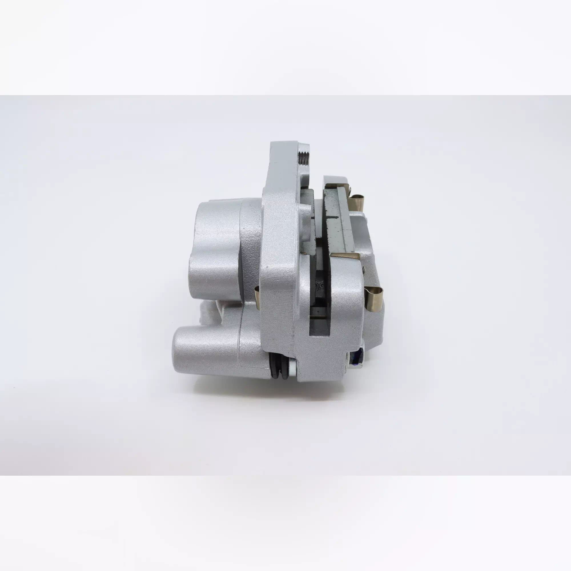 CF MOTO ZFORCE 550 ARKA KALIPER TAKIMI (SAG) #Y4CFM4021A0261