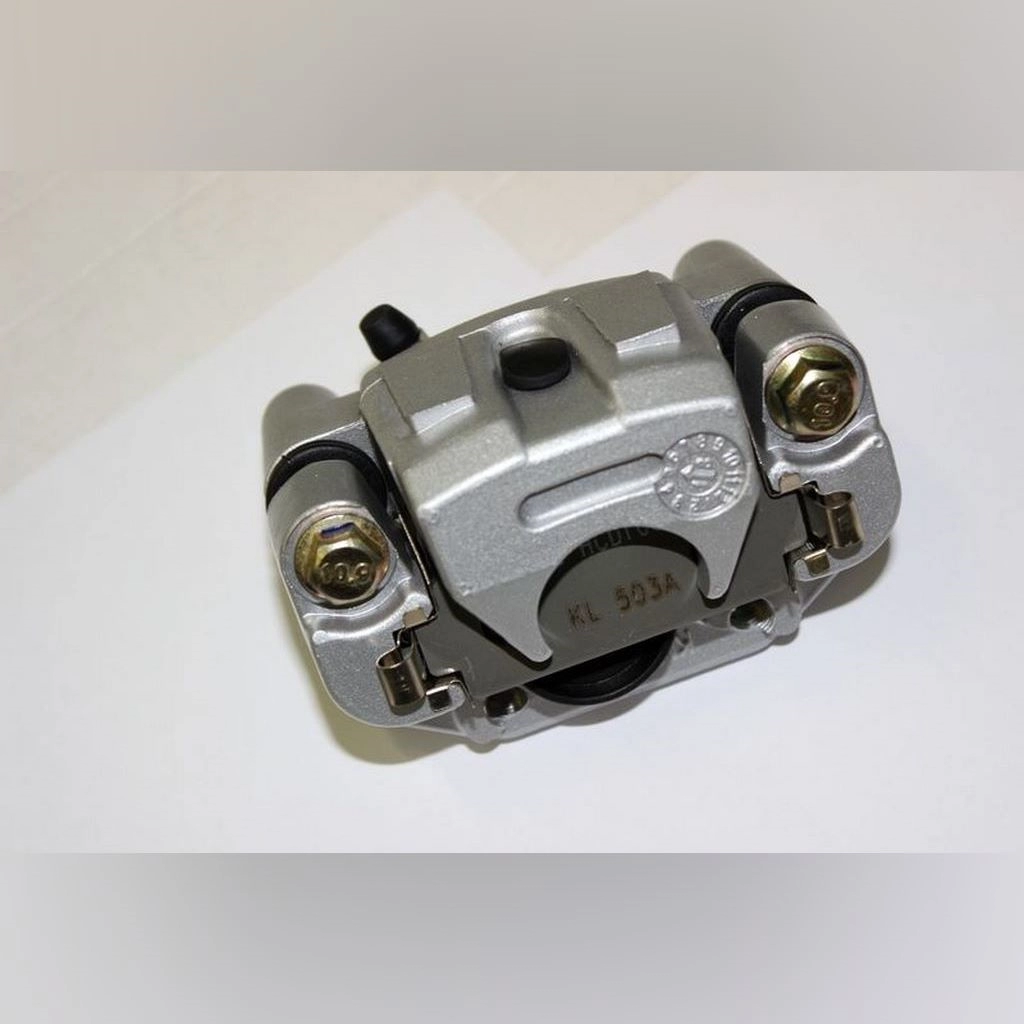 CF MOTO ZFORCE 550 ARKA KALIPER TAKIMI (SAG) #Y4CFM4021A0261