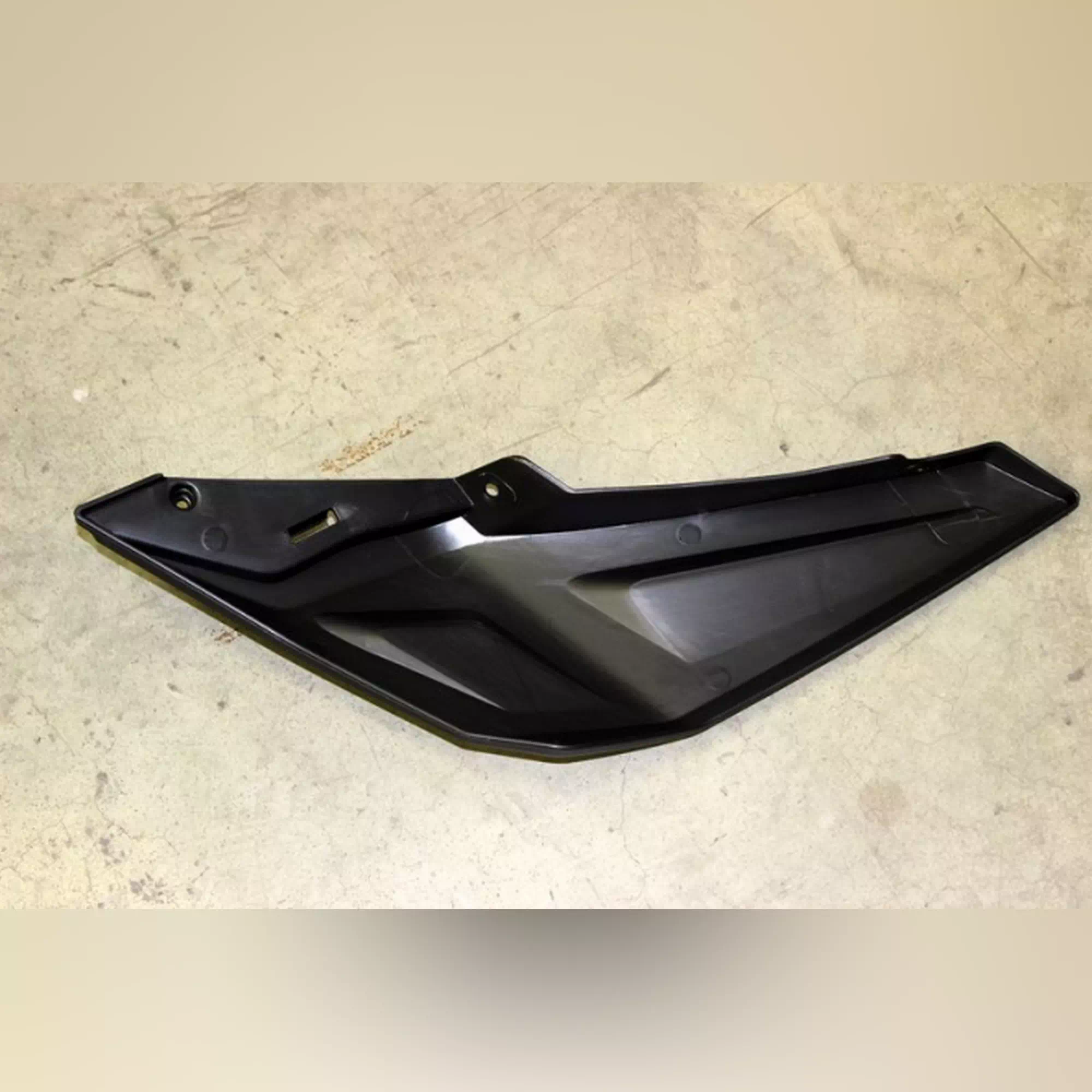 CF MOTO ZFORCE 500 (T1B) SELE ALTI YAN KARENAJ SAG ARKA #Y4CFM4022A0036