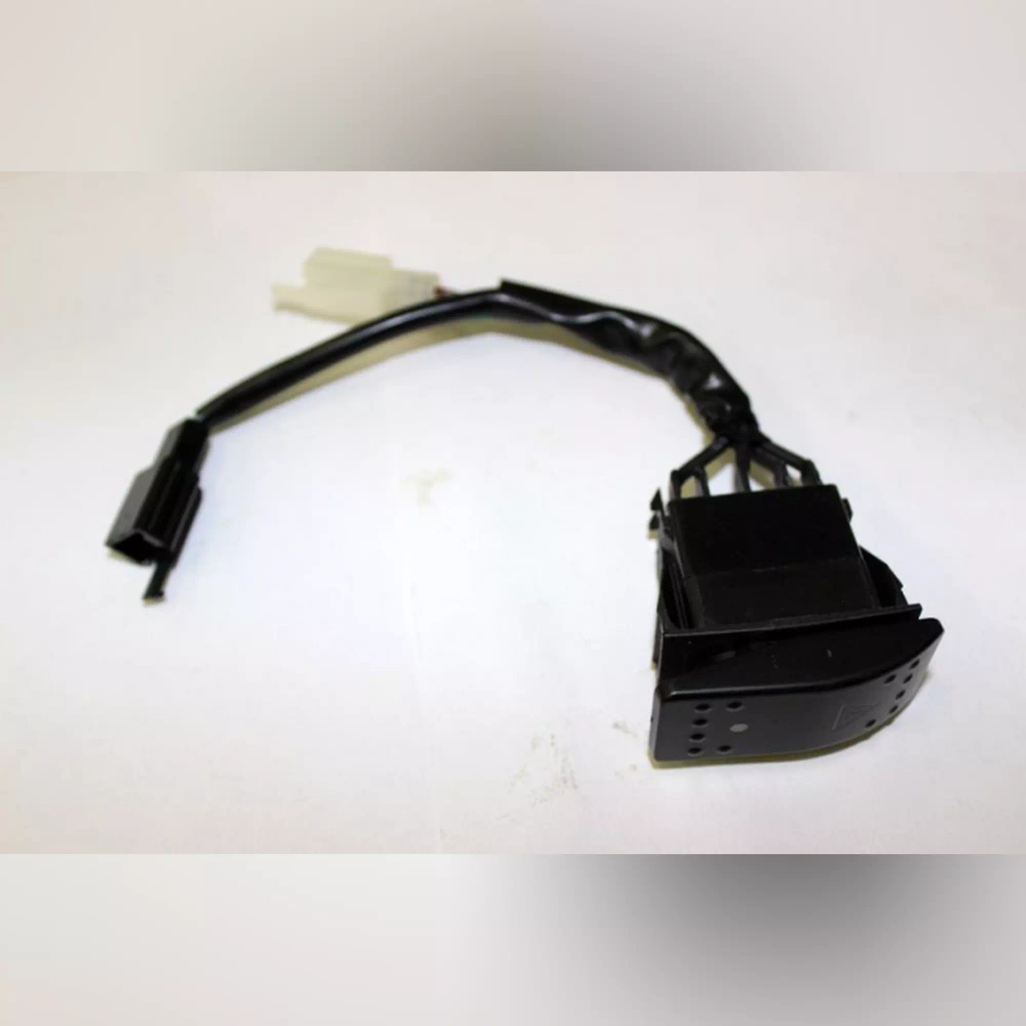 CF MOTO ZFORCE 800 EX EPS (T1B) DORTLU FLASHOR DUGMESI #Y4CFM4024A0045