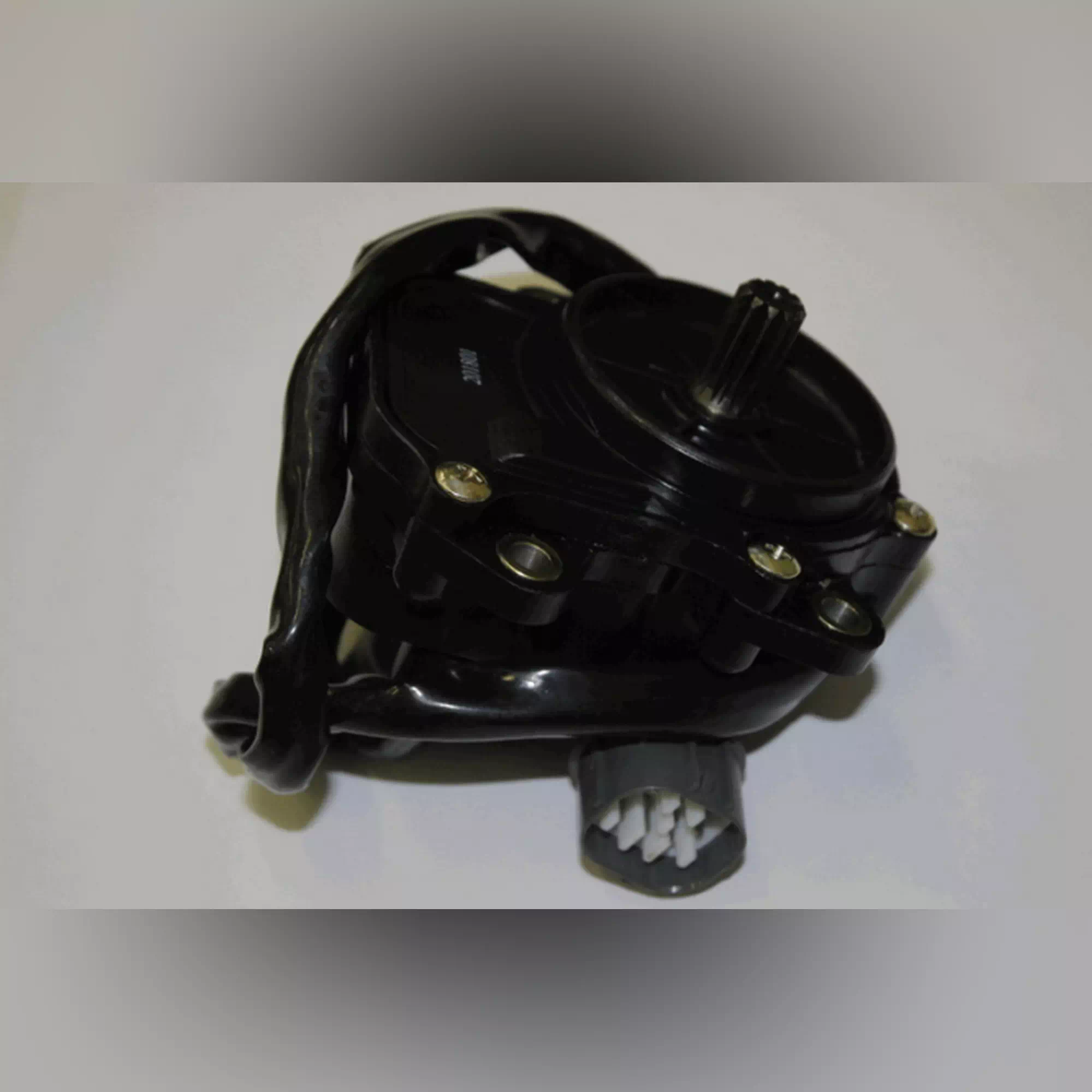 CF MOTO CFORCE 1000 DLX EPS ON DIFERANSIYEL KILITLEME MOTORU #Y4CFM4029A0322