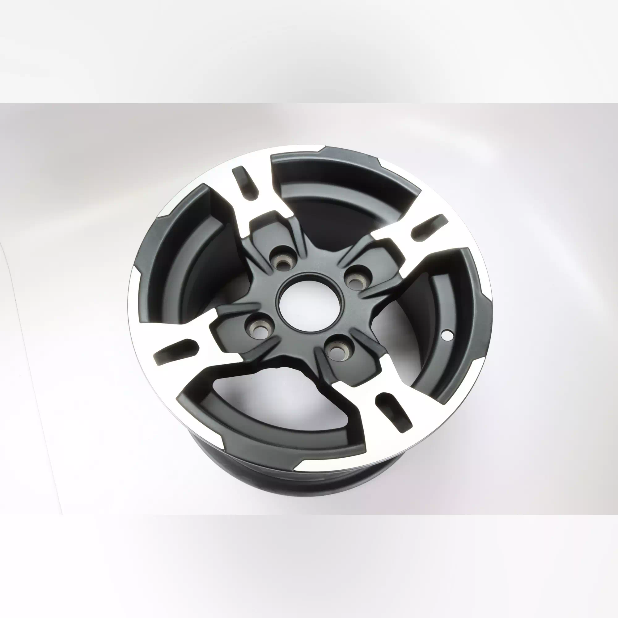 CF MOTO CF 600 ATR-2L (T3B) ARKA JANT - CELIK #Y4CFM4032A0040