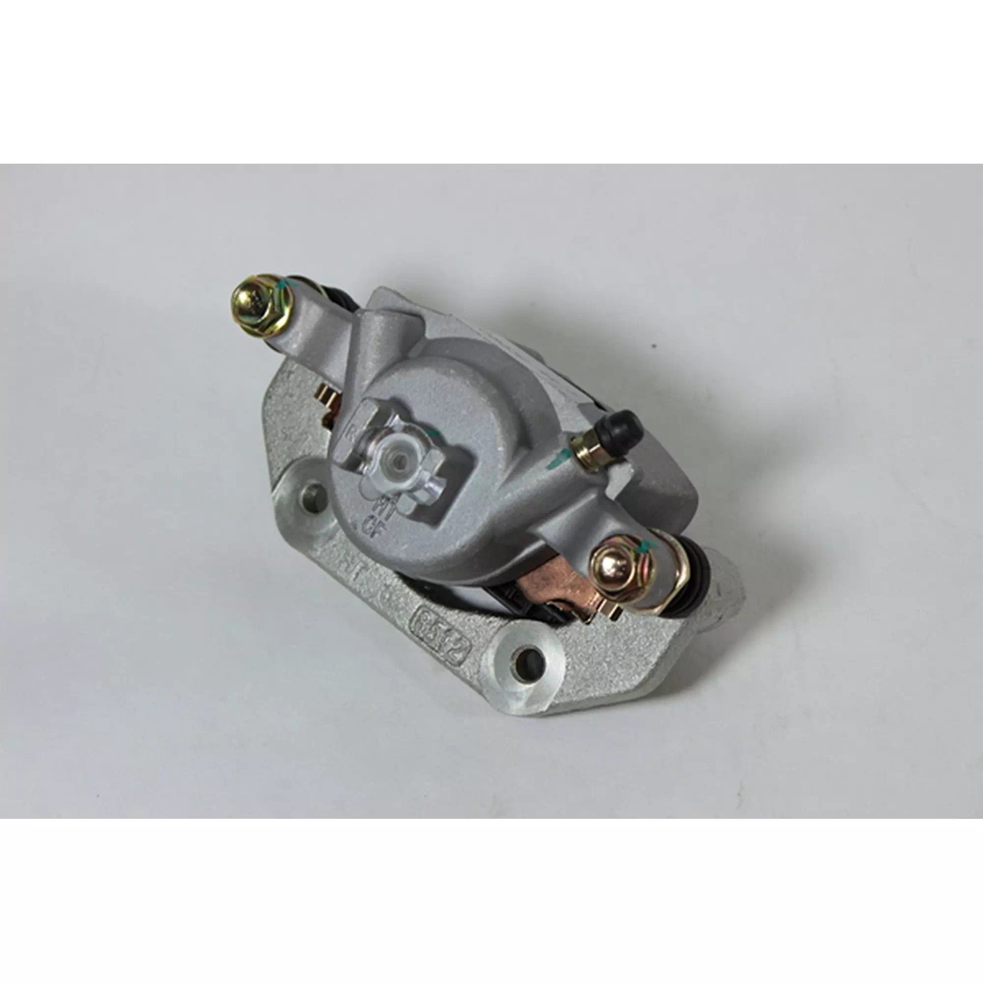 CF MOTO CF 600 ATR-2L (T3B) ON FREN KALIPER TAKIMI SAG #Y4CFM4032A0066