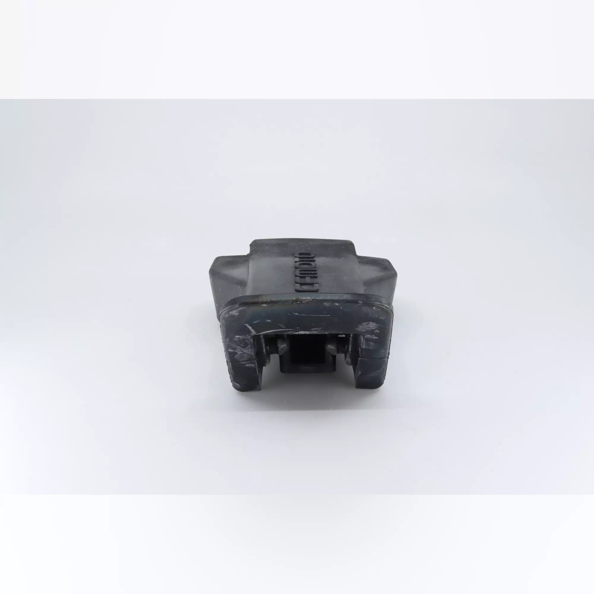 CF MOTO CF 600 ATR-2L (T3B) ARKA PORT BAGAJ DEKORATIF BAGLANTI SAG #Y4CFM4032A0151