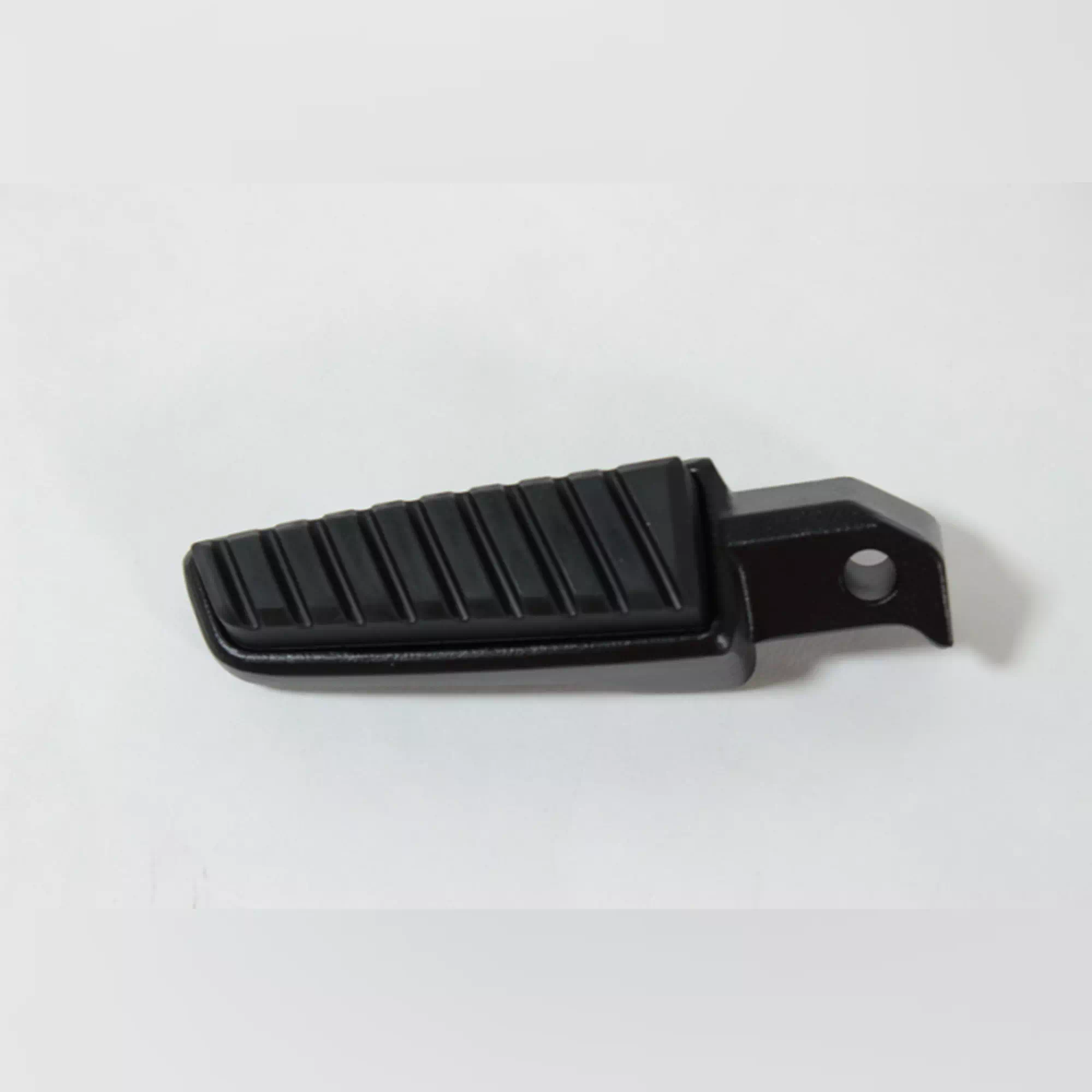 CF MOTO CF250-6 SR (EU 4) ARKA BASAMAK KOMPLE SAG #Y4CFM4033A0131