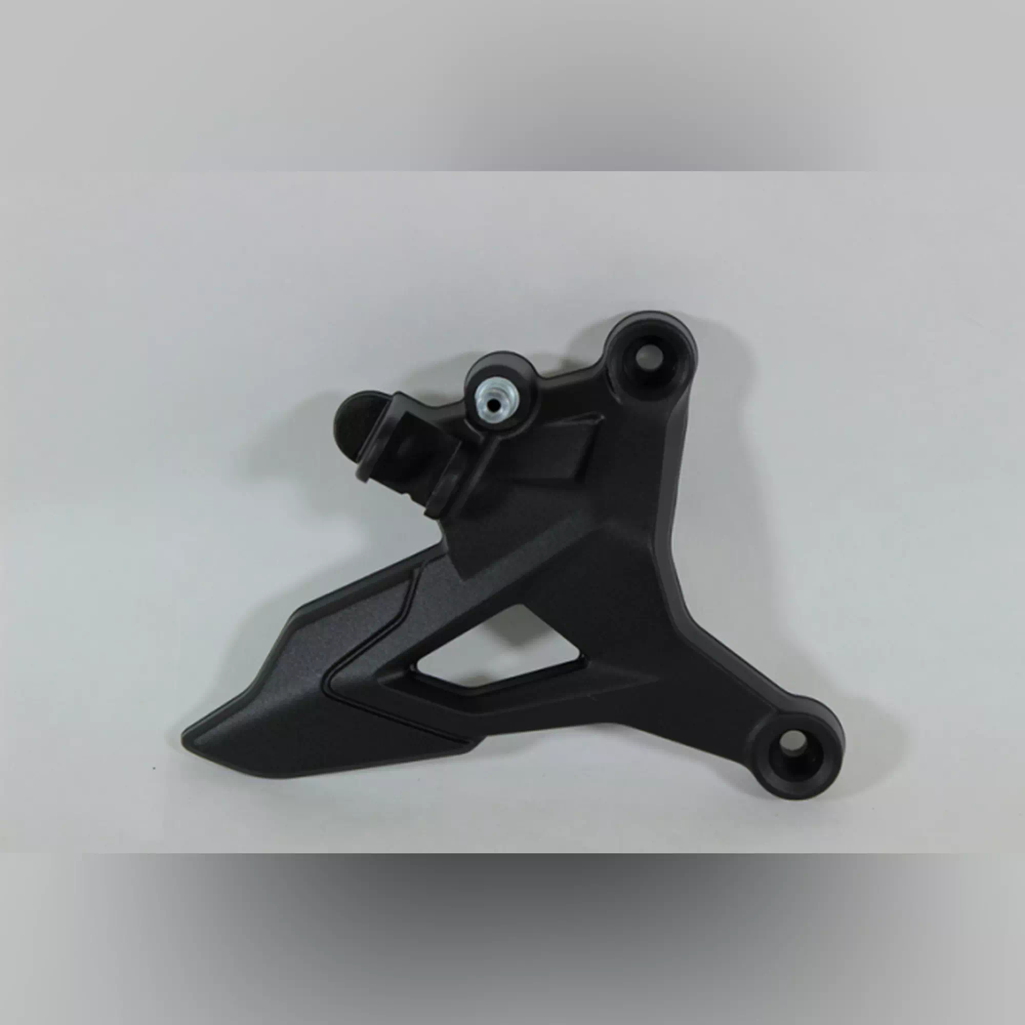 CF MOTO CF250-6 SR (EU 4) ON BASAMAK BRAKETI SOL #Y4CFM4033A0240