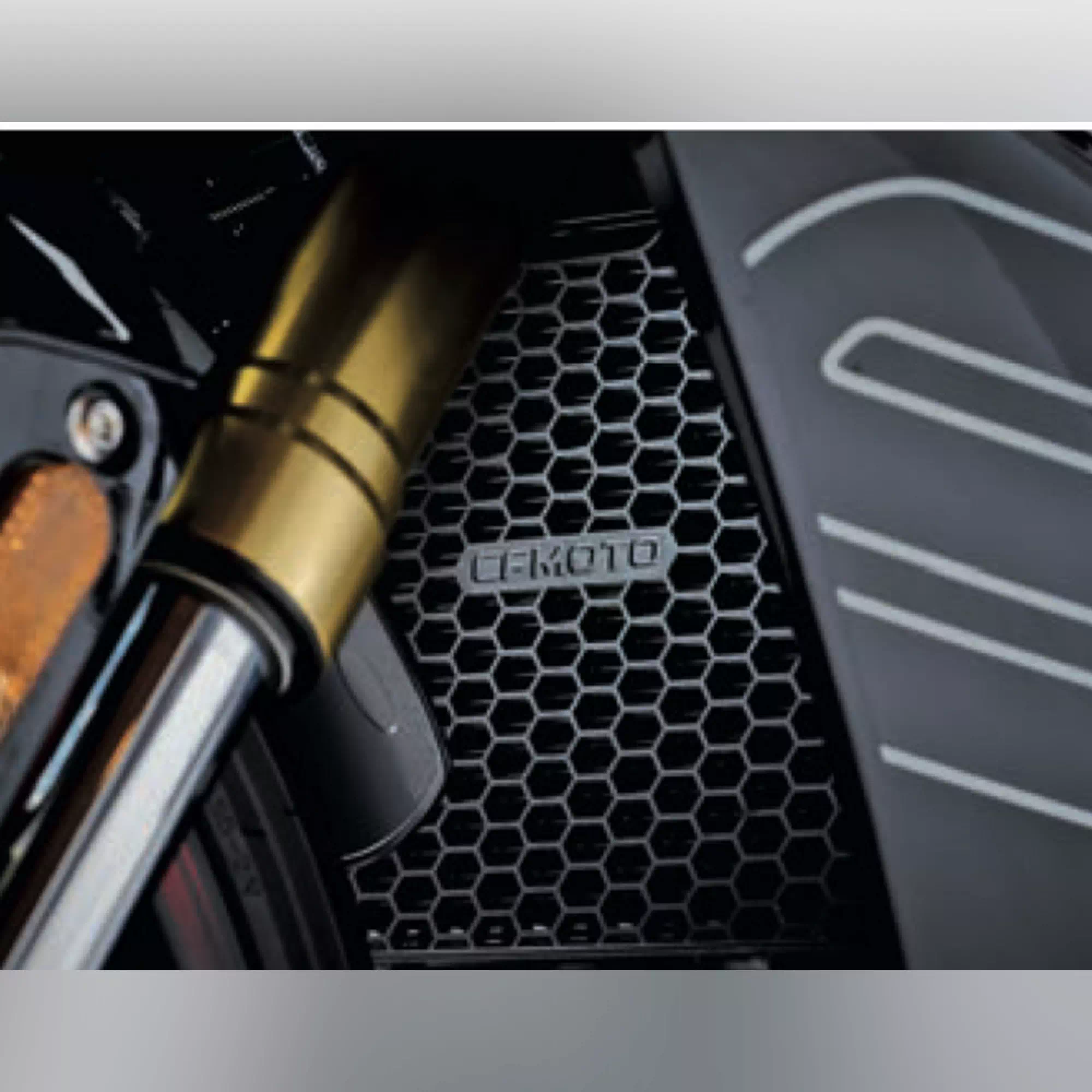CF MOTO CF 400-6F SR RADYATOR MUHAFAZASI #Y4CFM4046A0372