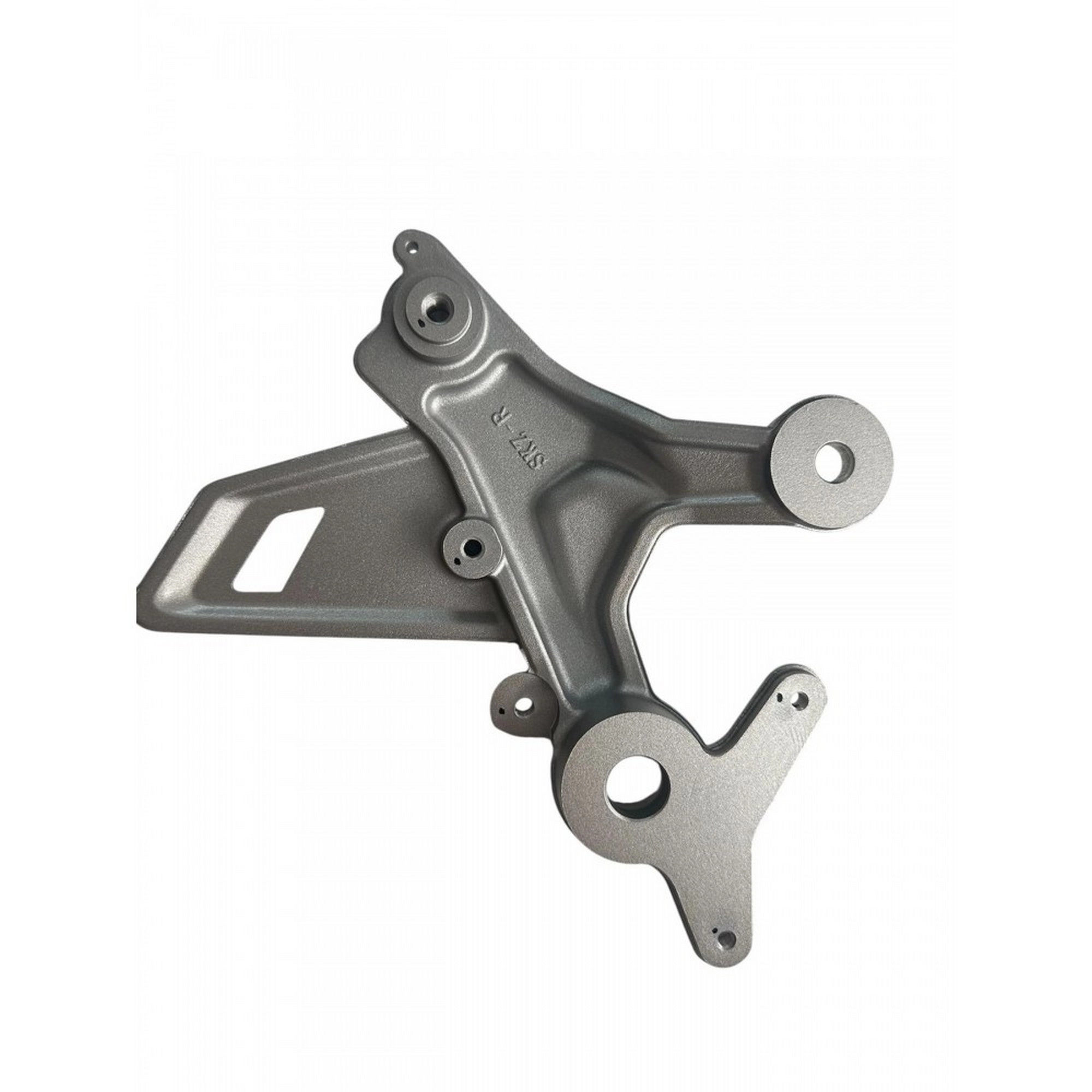 CF MOTO 450NK ON BASAMAK BRAKETI SAG #Y4CFM4053A0130