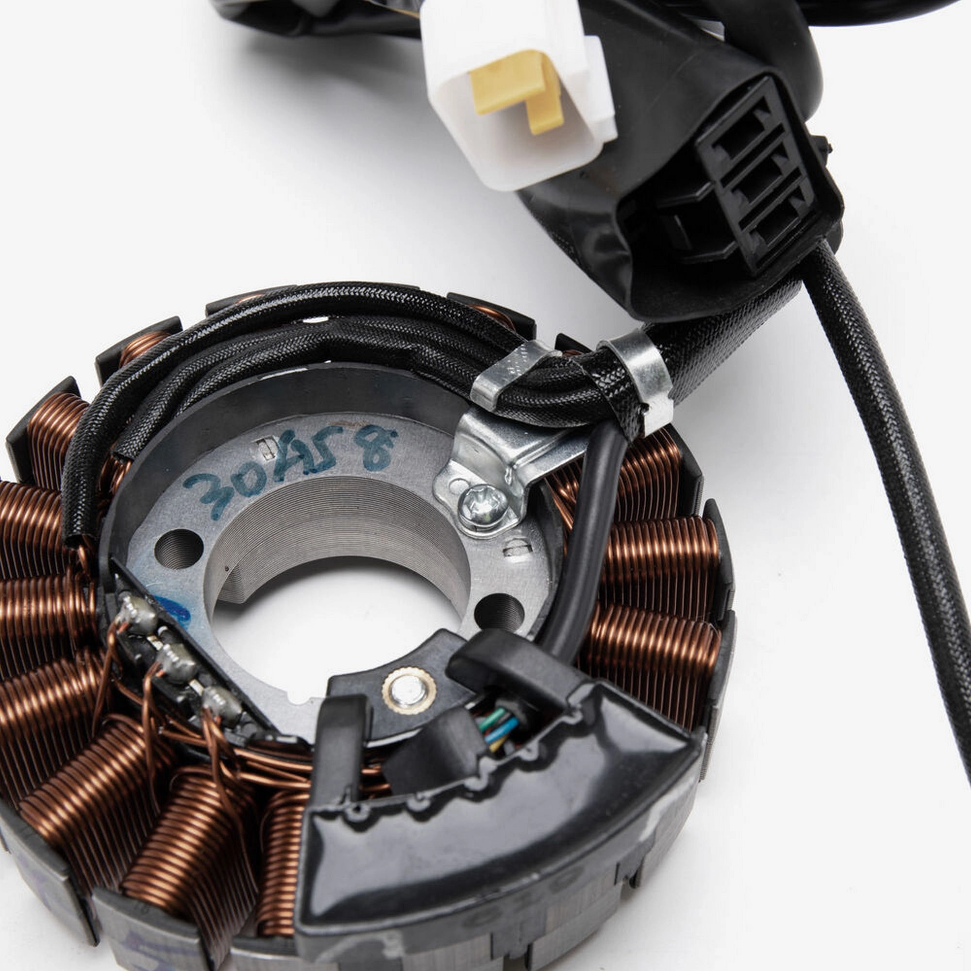 MONDIAL 125 RESSIVO ALTERNATOR KOMPLE #Y4MON1071A0120