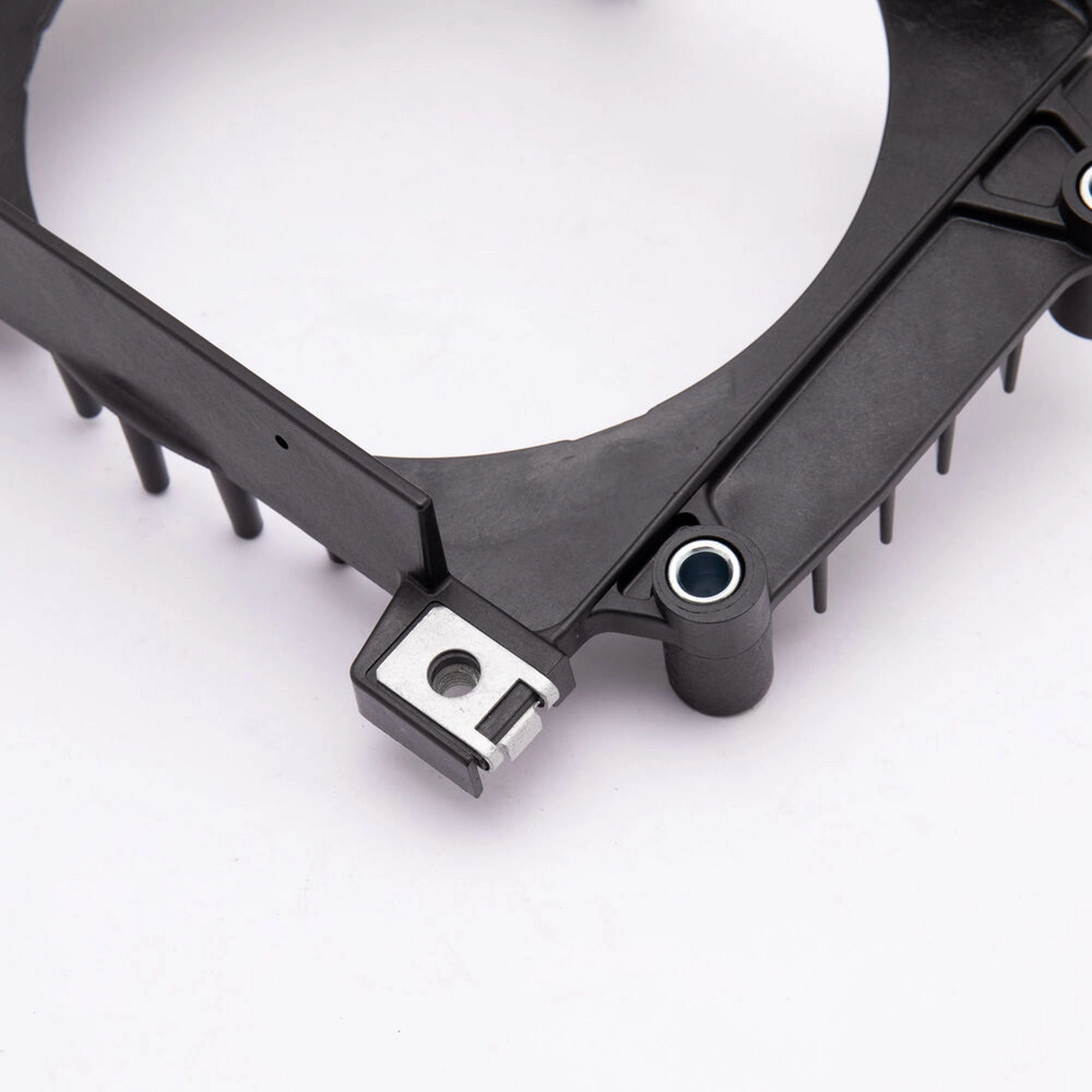 MONDIAL 125 RESSIVO RADYATOR BAGLANTI BRAKETI #Y4MON1071A0147
