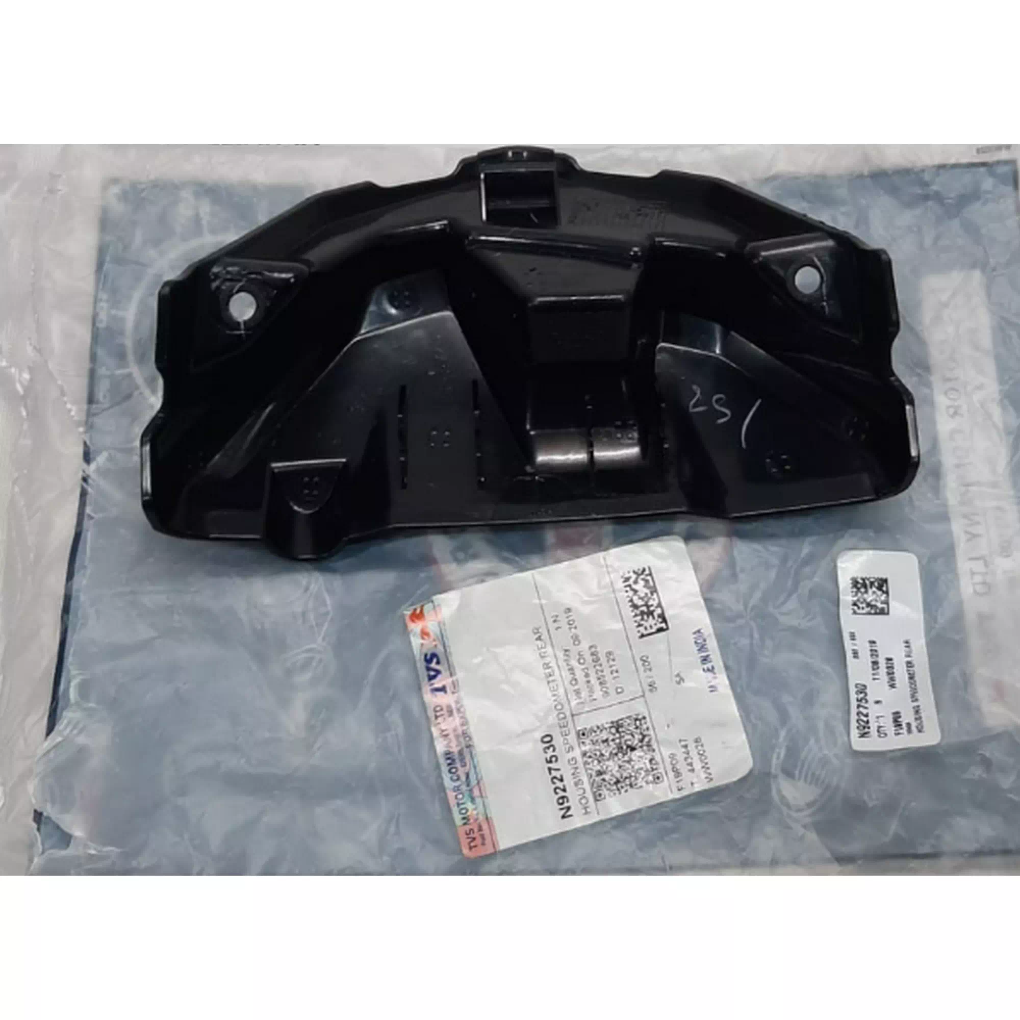 TVS APACHE RTR 200 e4 GOSTERGE PANELI UST KAPAK #Y4TVS7000A0235