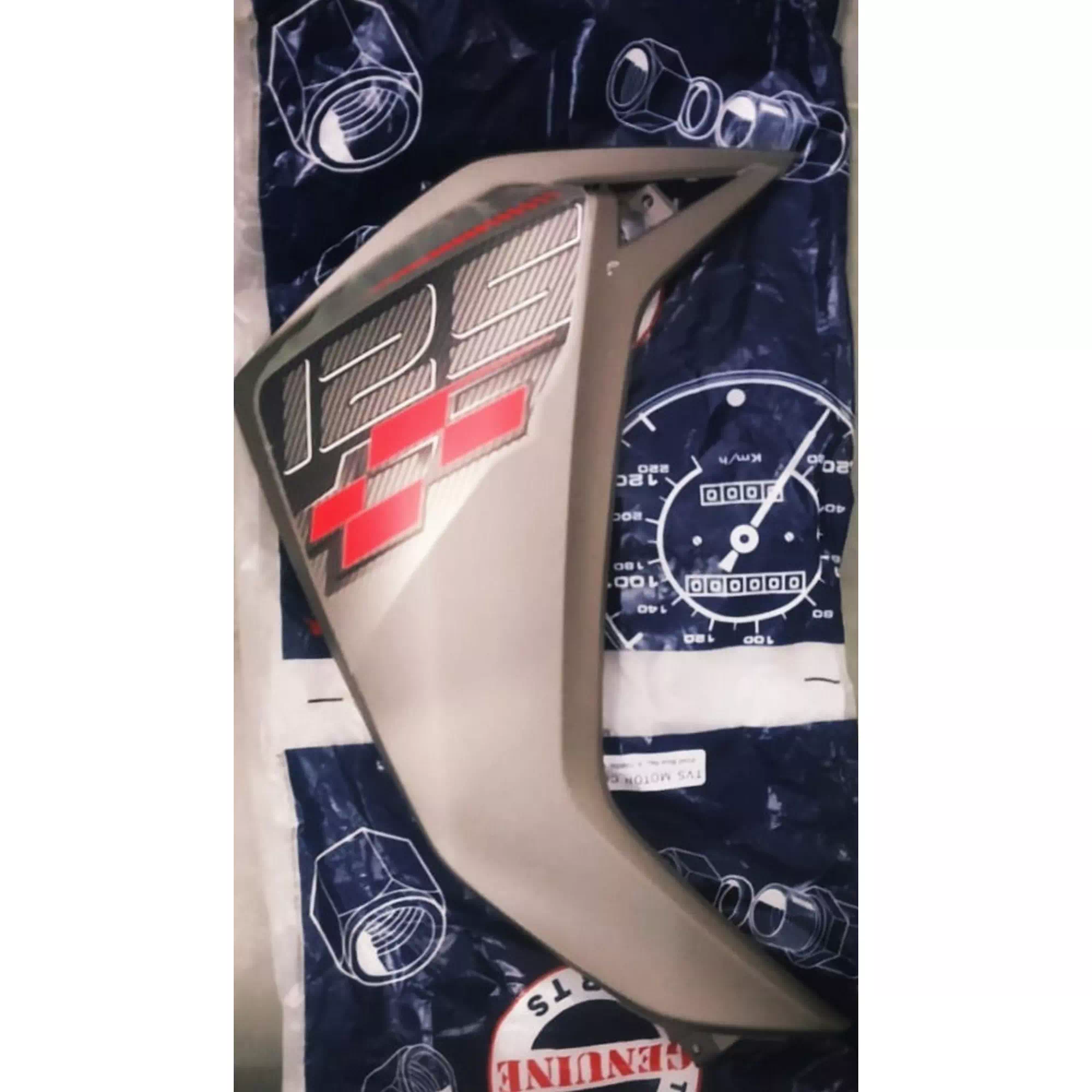 TVS NTORQ 125 ON PANEL SAG (GRI) (KIRMIZI ETIKET) #Y4TVS7005A0180
